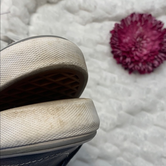 🌹 VINTAGE Vans • Gray and White High-Top Sneakers “WORLD’S #1 SKATEBOARD SHOE - Picture 13 of 15